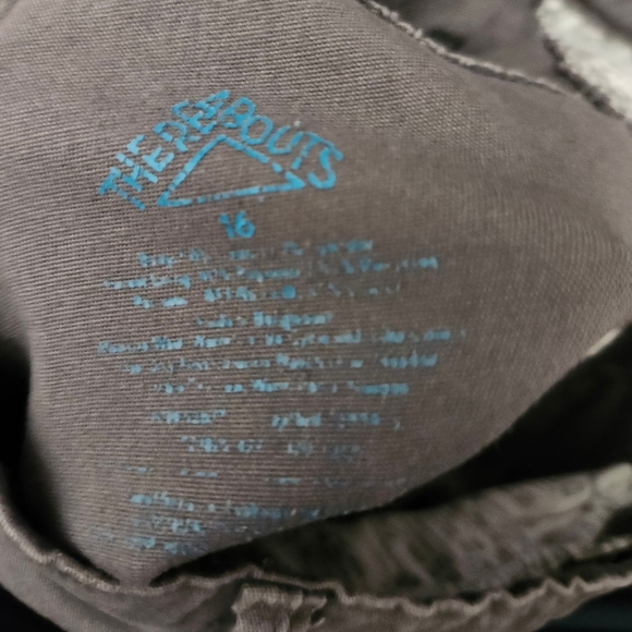 There Abouts Cargo Shorts - Picture 2 of 4